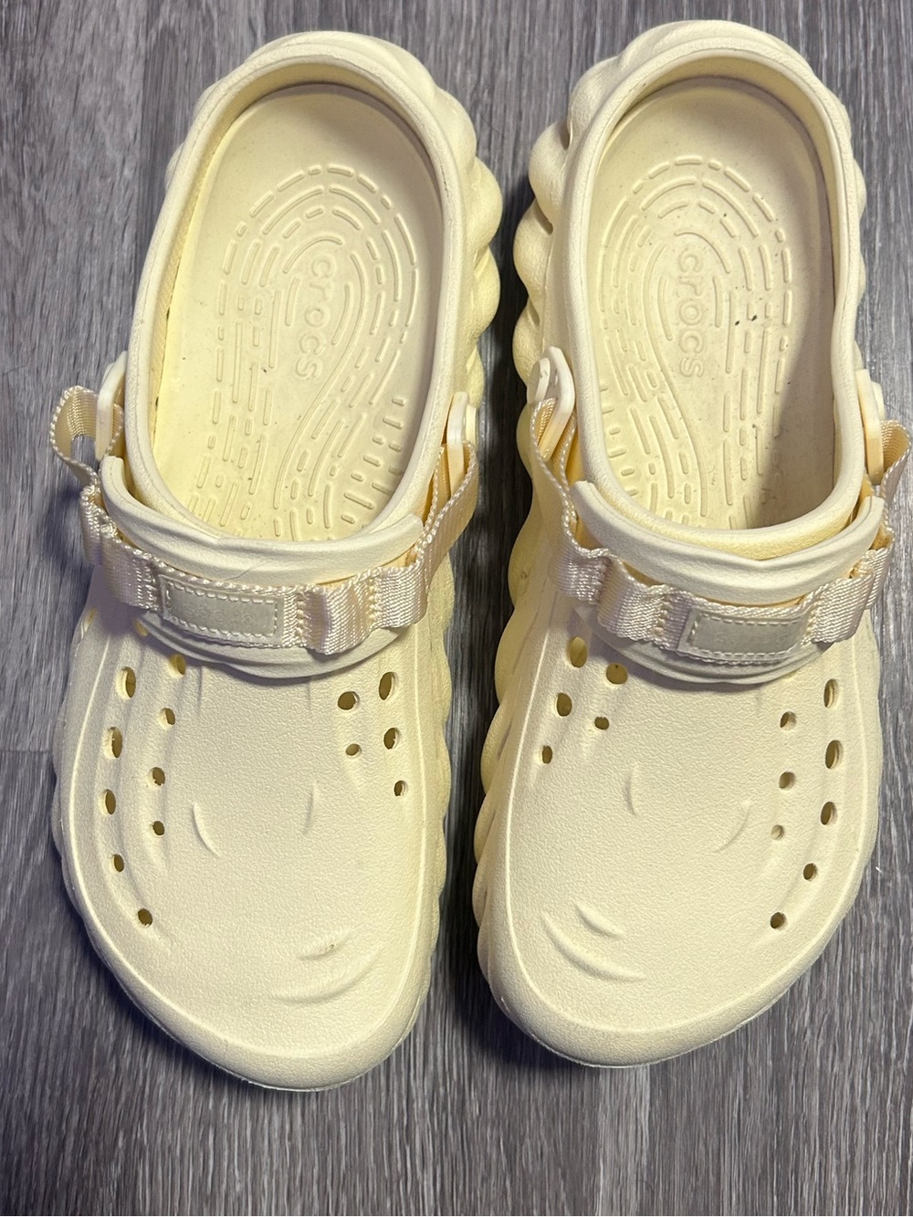 CROCS Cream Yellow Classic Clog Sandals with Adjustable Strap